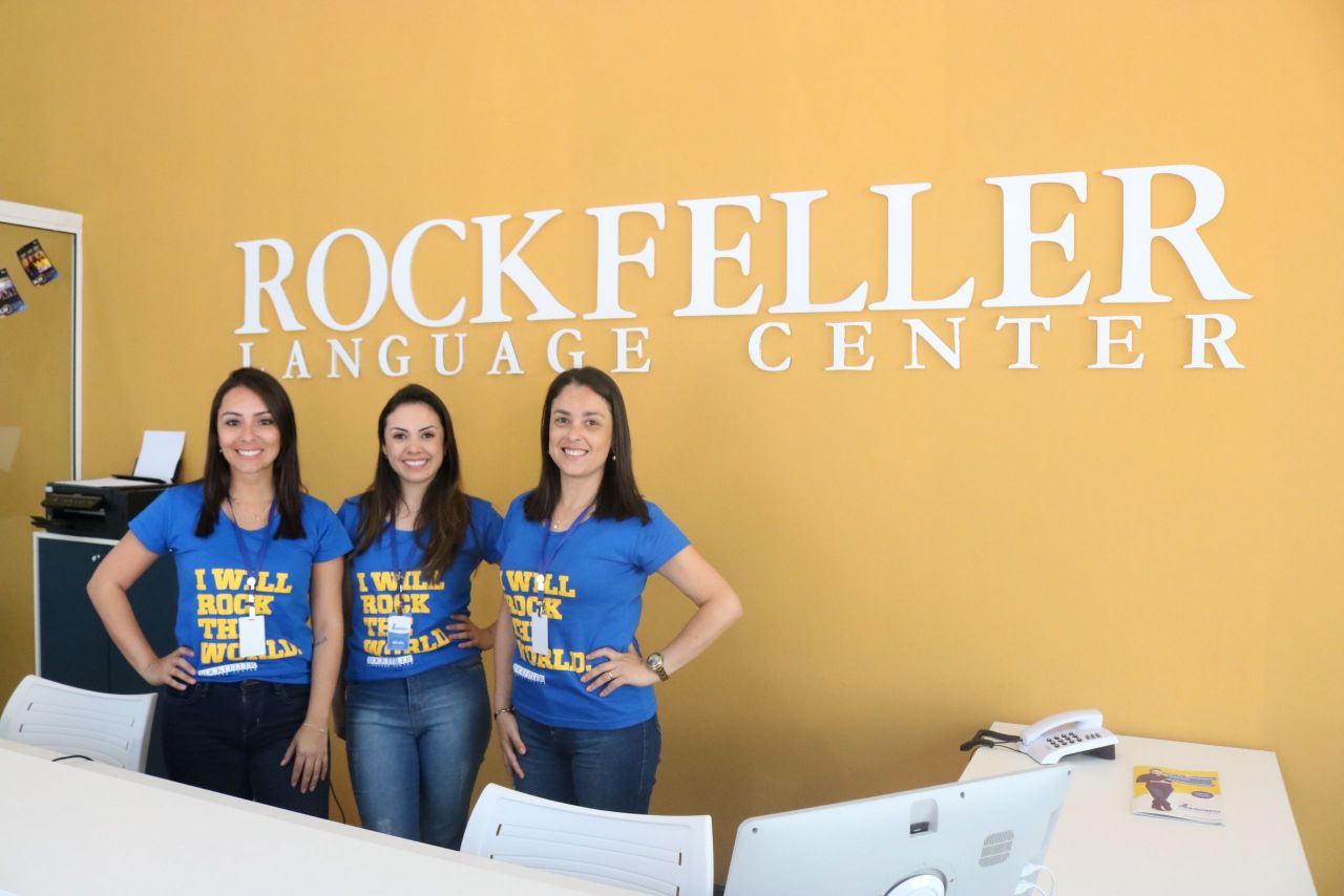 Rockfeller oferece intensivo de inglês com 50% de desconto